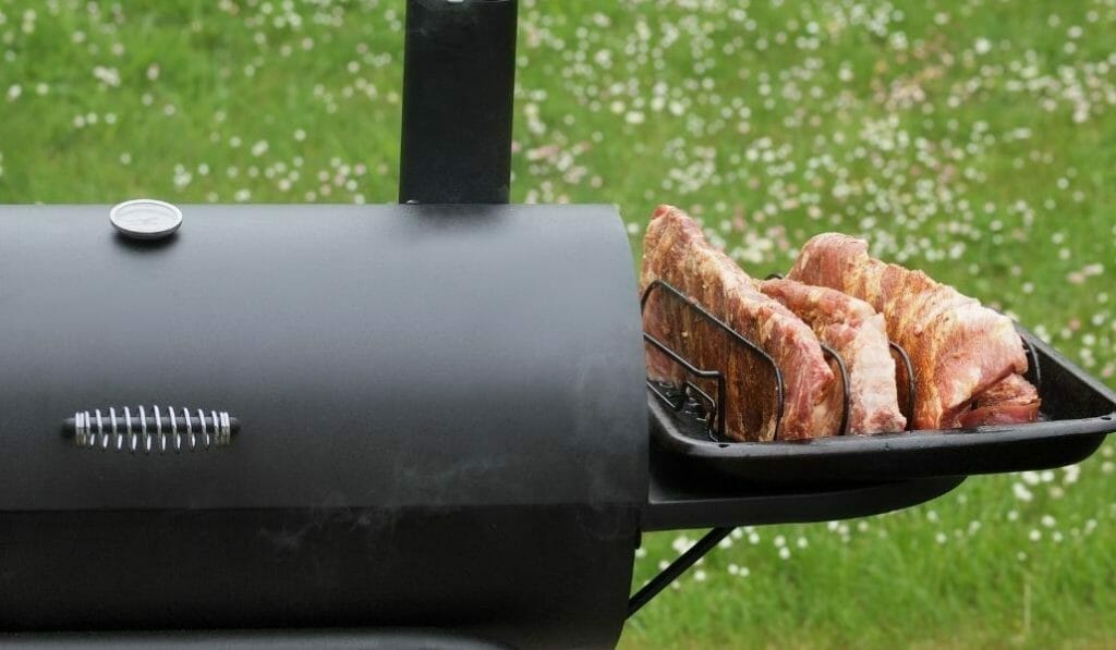 The Best Smokers Charcoal: Buyer's Guide - best smokers grill