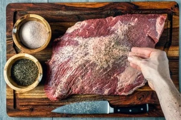 Preparing the meat for cooking